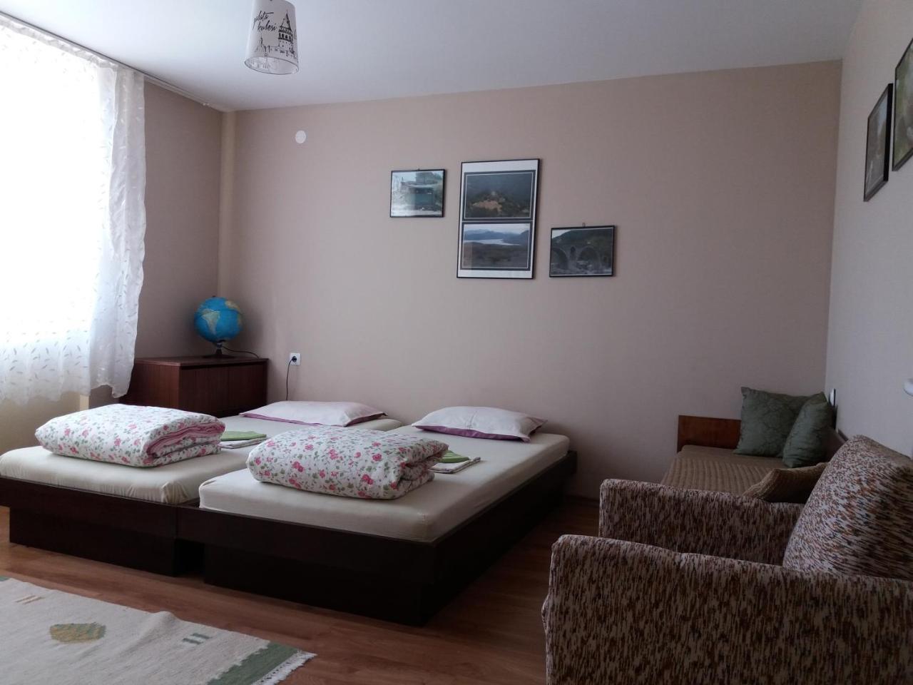 Mihaela Lake Retreat Yuvalar Exterior foto